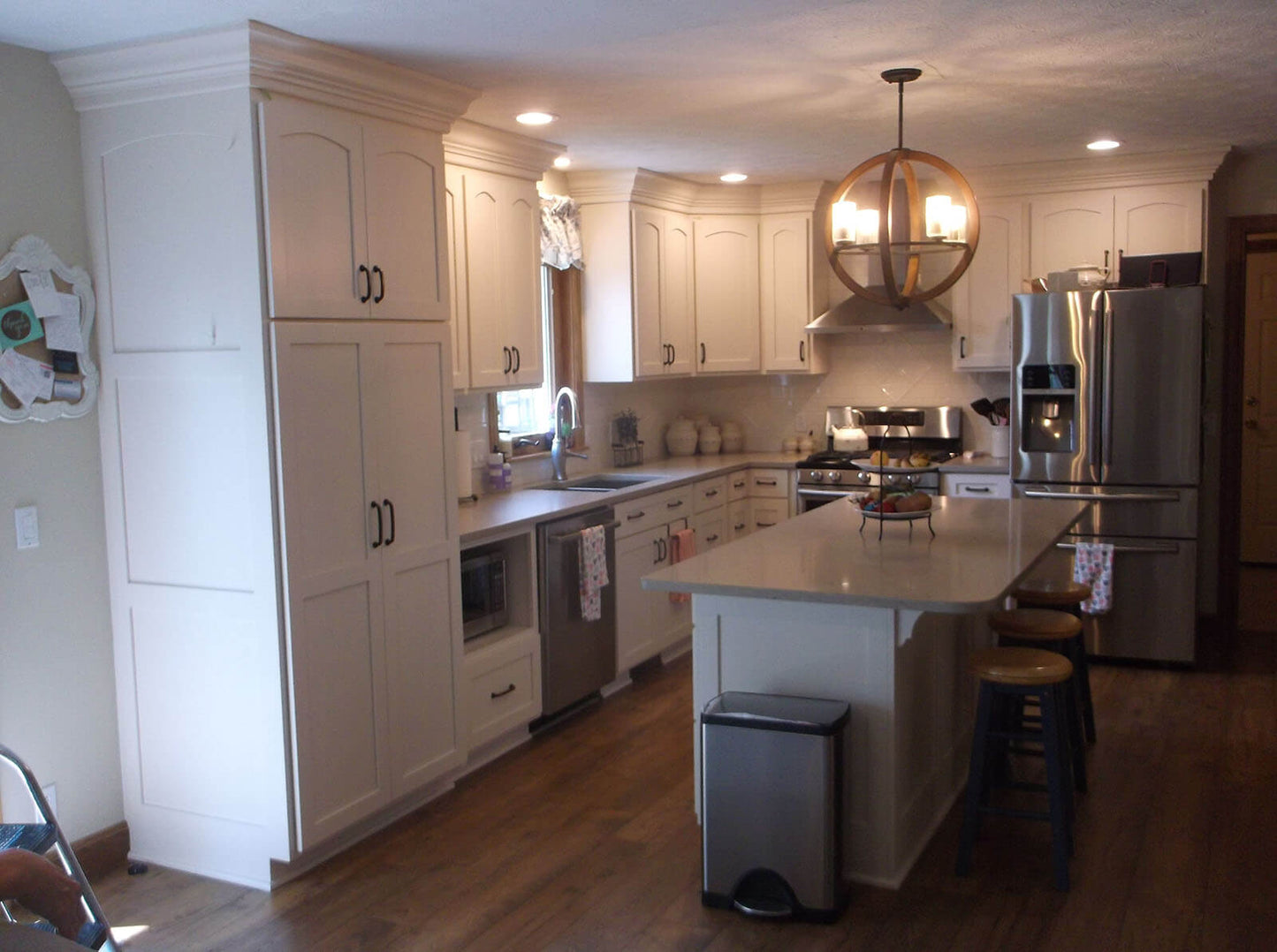 CUSTOM KITCHEN CABINETS